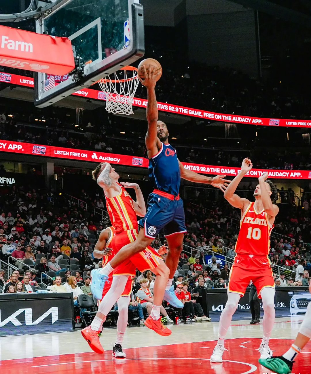 马刺绝杀江苏队，哈登关键制胜的简单介绍