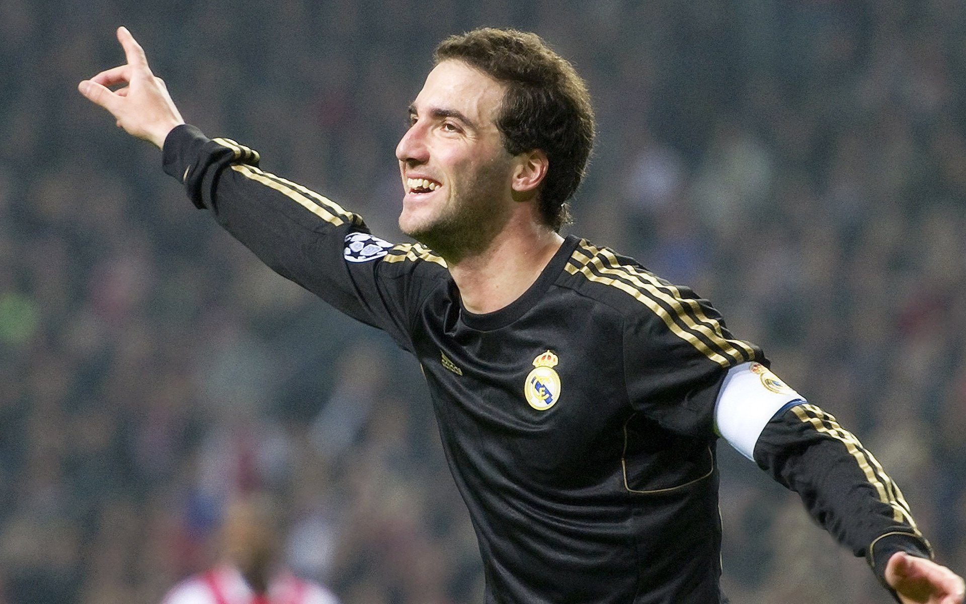 欧冠半决赛焦点战启示录，上海队如何踏平热火式强敌